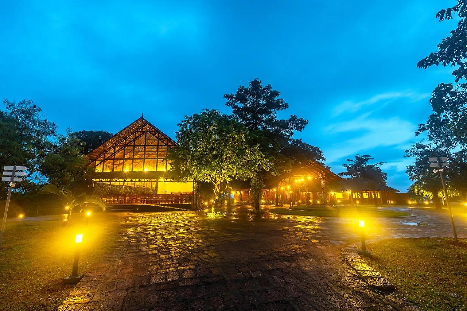 Sandalmist Resort And Spa Kasaragod