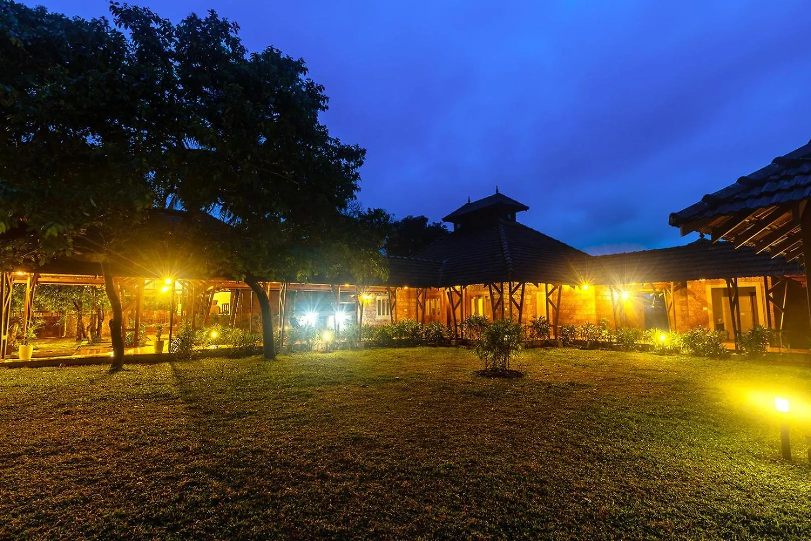 Sandalmist Resort And Spa Kasaragod