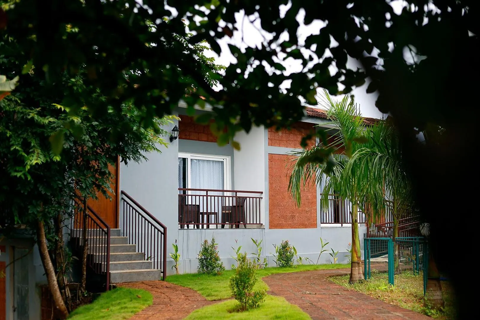 Sandalmist Resort And Spa Kasaragod